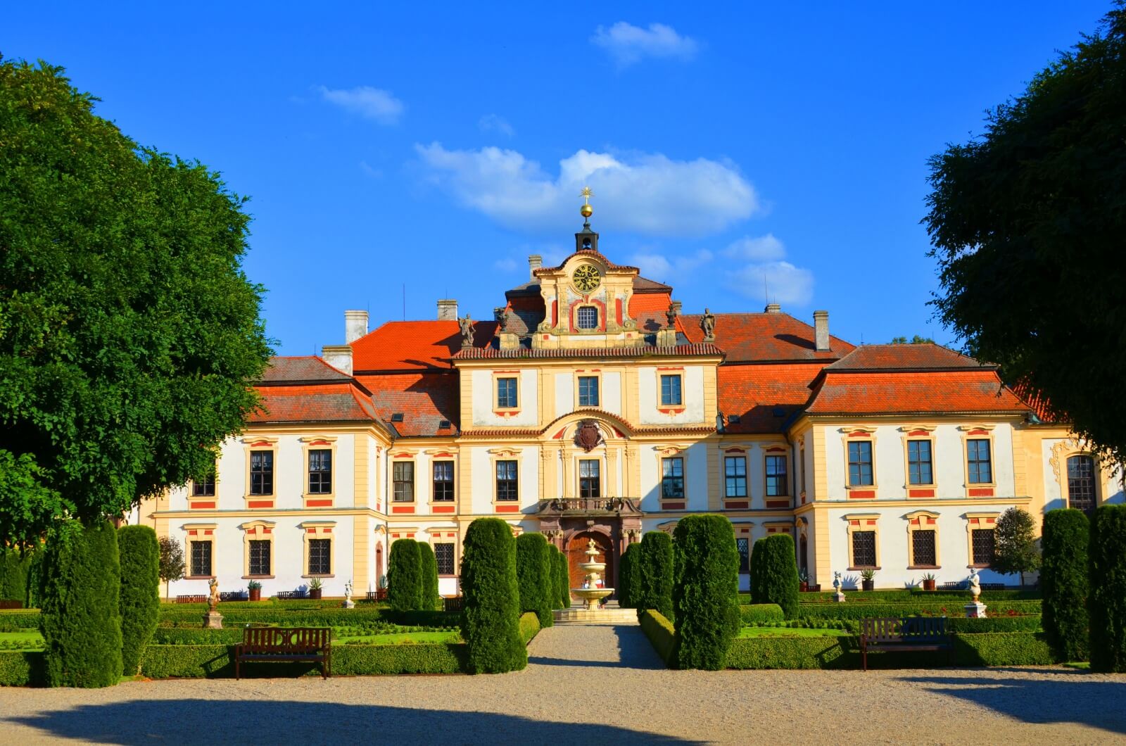 Замок Емниште в Чехии